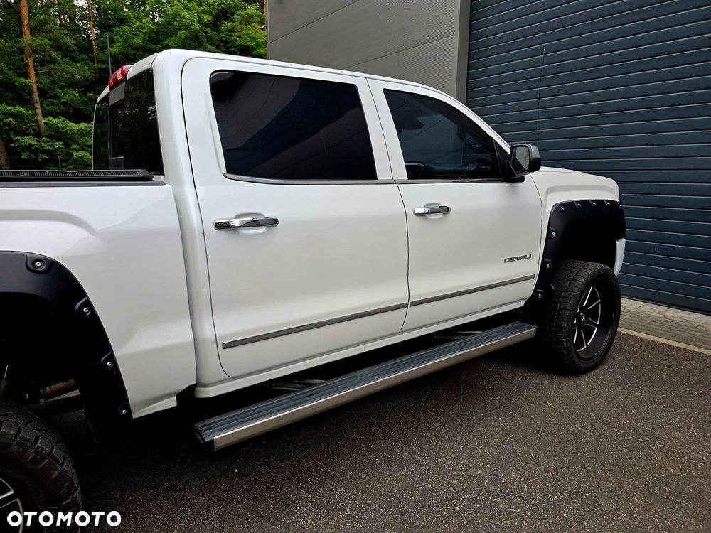GMC Sierra - 11