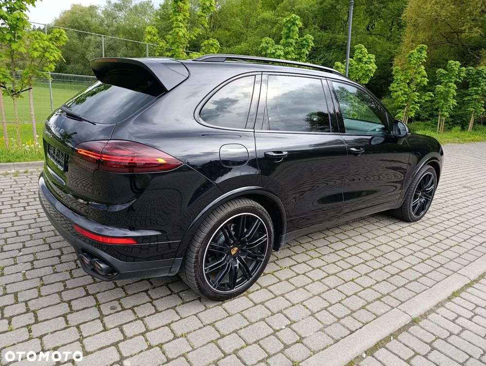 Porsche Cayenne S Platinum Edition - 7