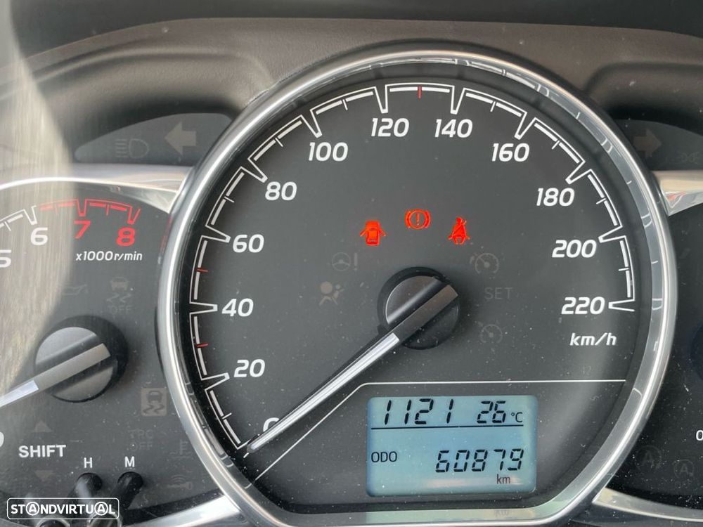 Toyota Yaris 1.0 VVT-i Comfort Plus - 3