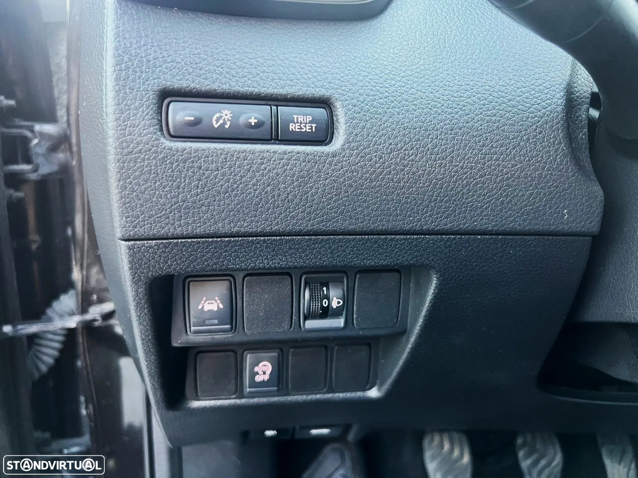 Nissan Qashqai 1.5 dCi N-Connecta 18 - 11