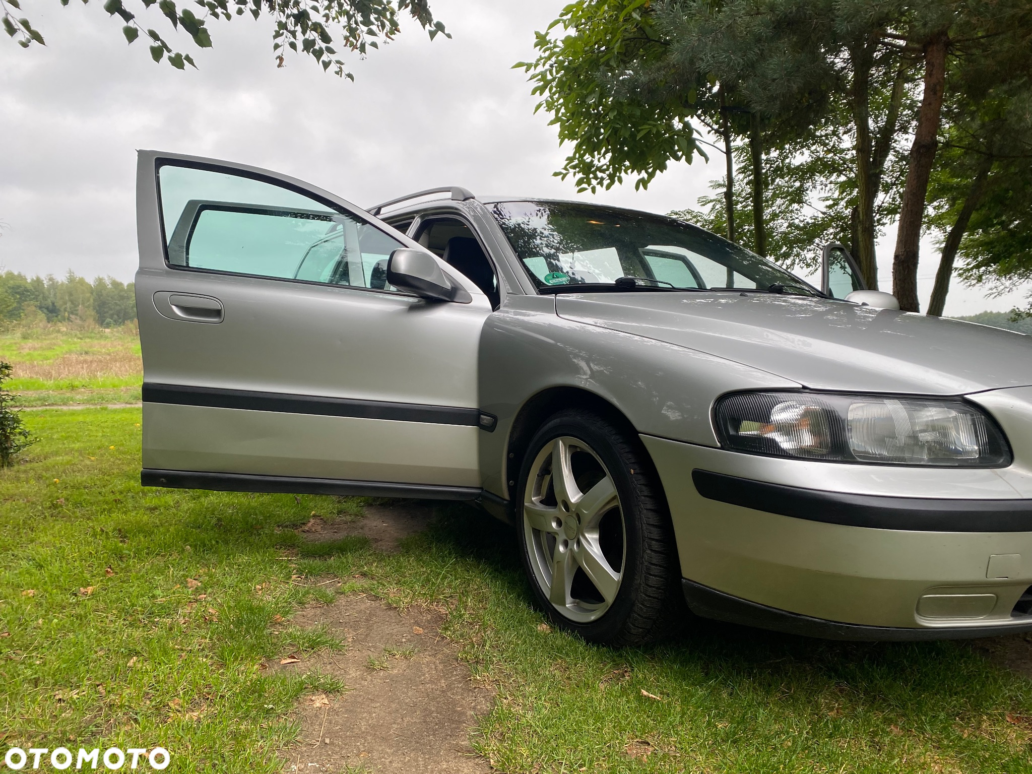 Volvo V70 2.4 - 12
