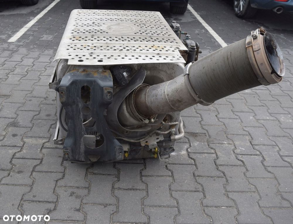WYDECH KATALIZATOR TŁUMNIK MERCEDES ACTROS MP4 EURO 6 - 3
