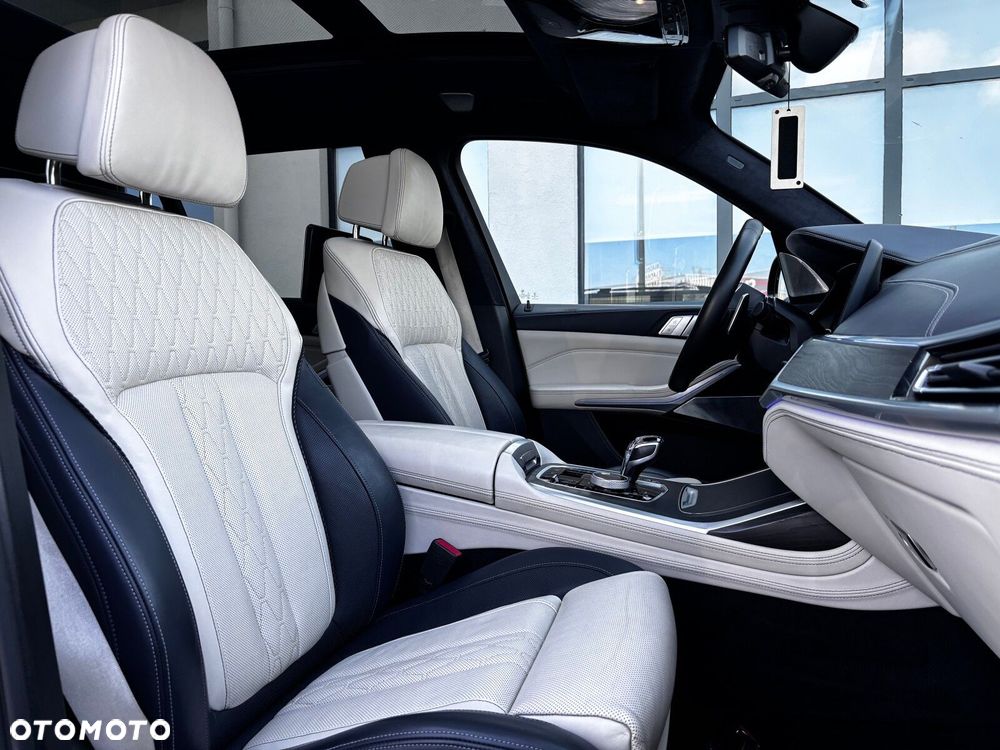 BMW X7 M50d sport - 15