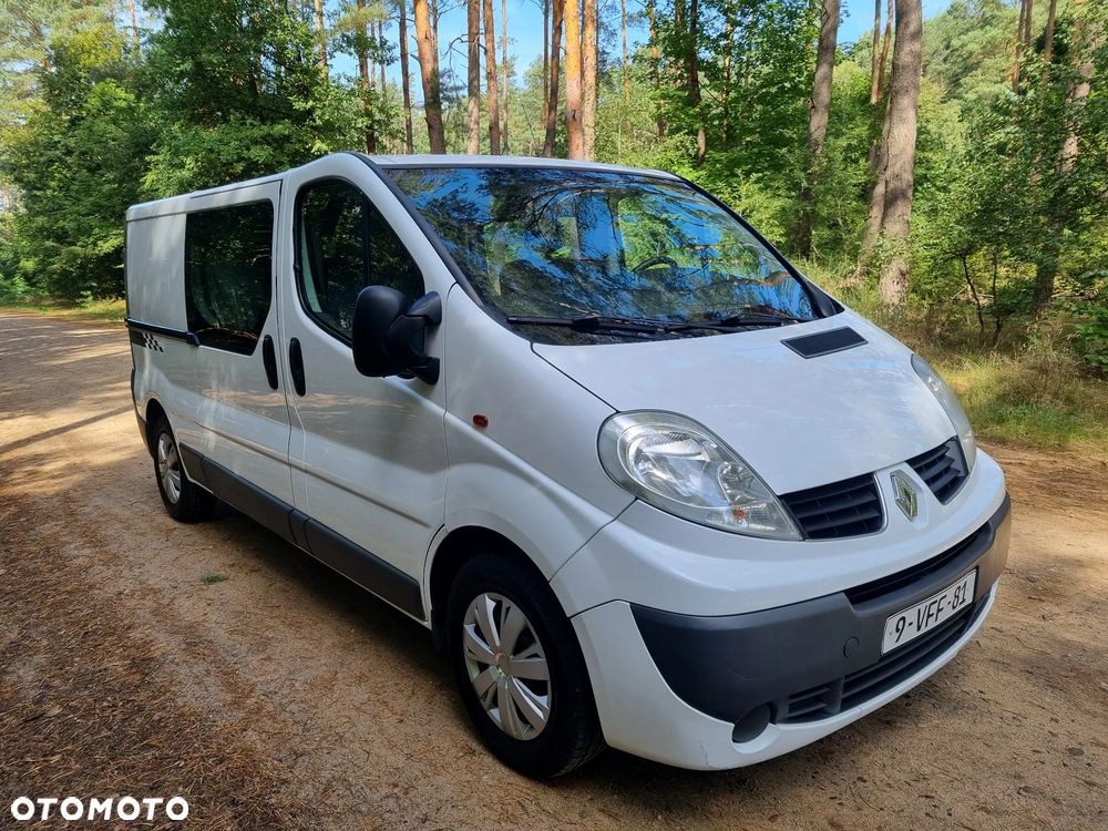 Renault Trafic - 2