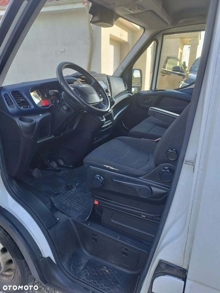 Iveco Furgon - 16