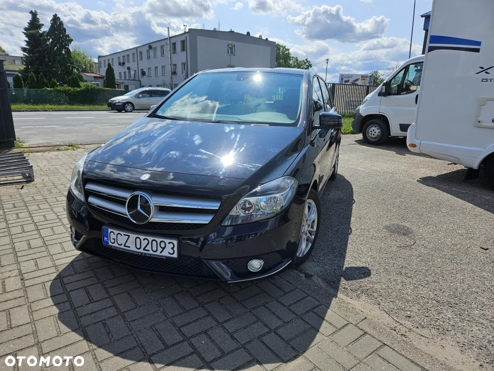 Mercedes-Benz Klasa B 180 (BlueEFFICIENCY) - 3