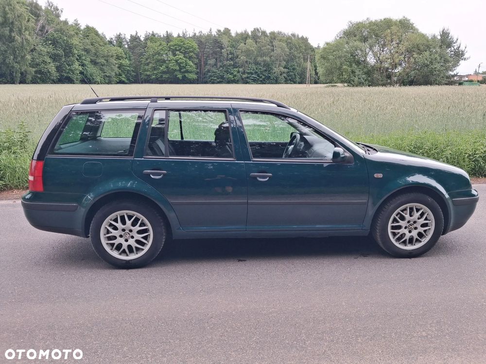 Volkswagen Golf - 5