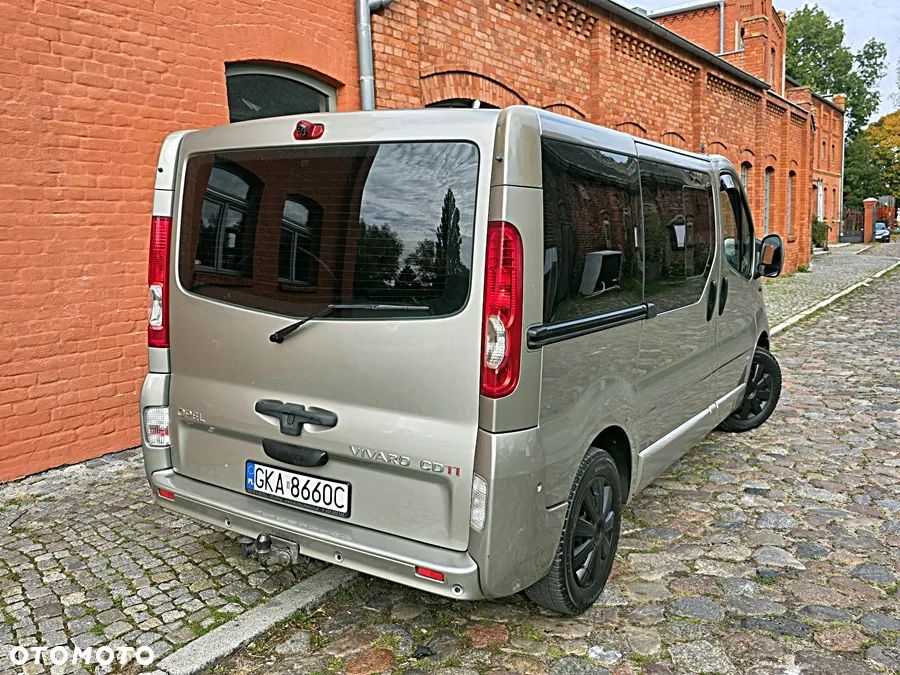 Opel Vivaro - 5