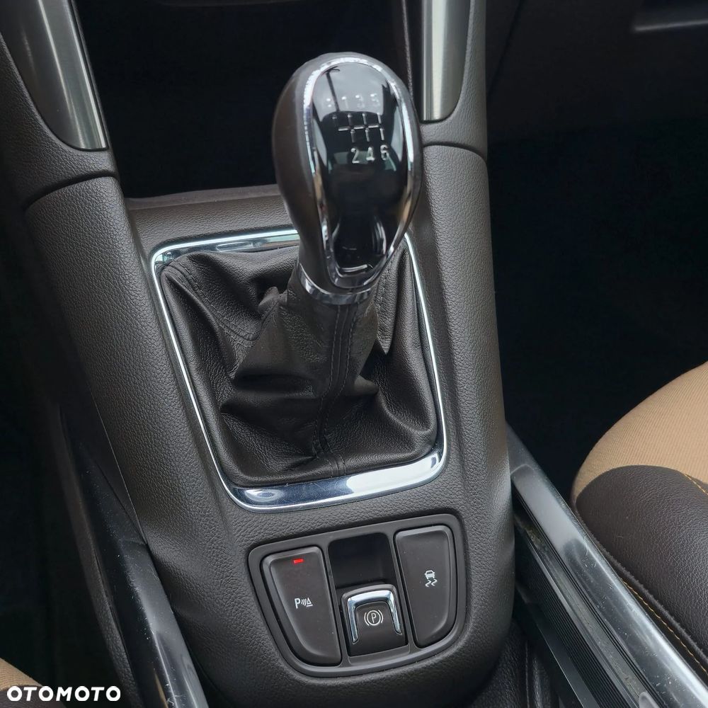Opel Zafira Tourer 2.0 CDTI Innovation - 32