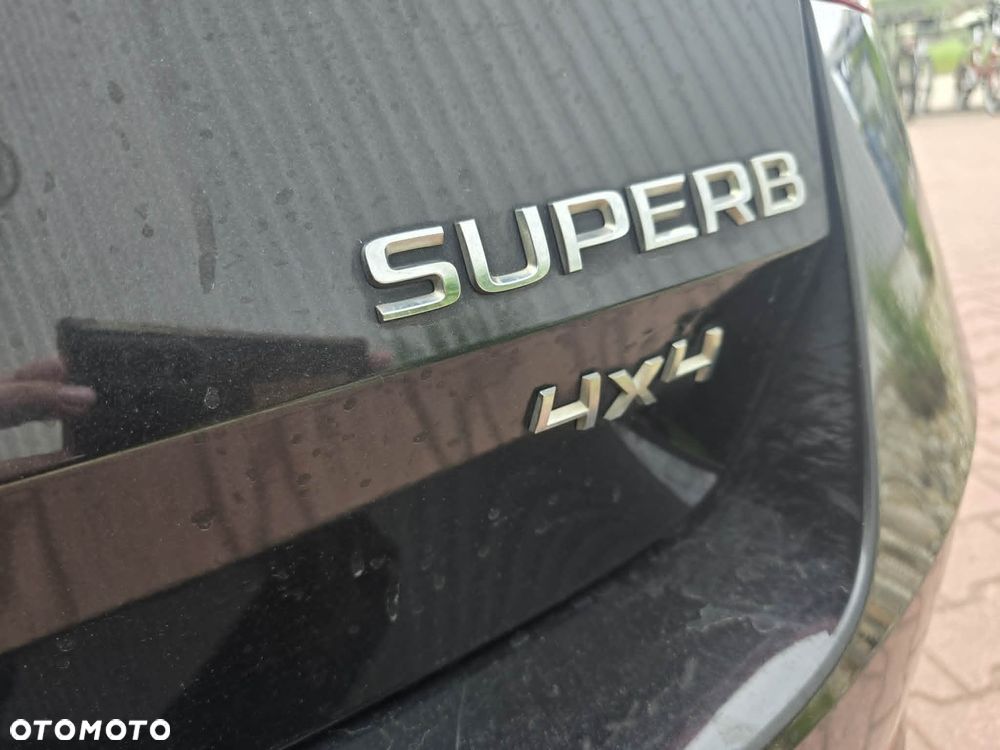 Skoda Superb 2.0 TSI 4x4 L&K DSG - 15
