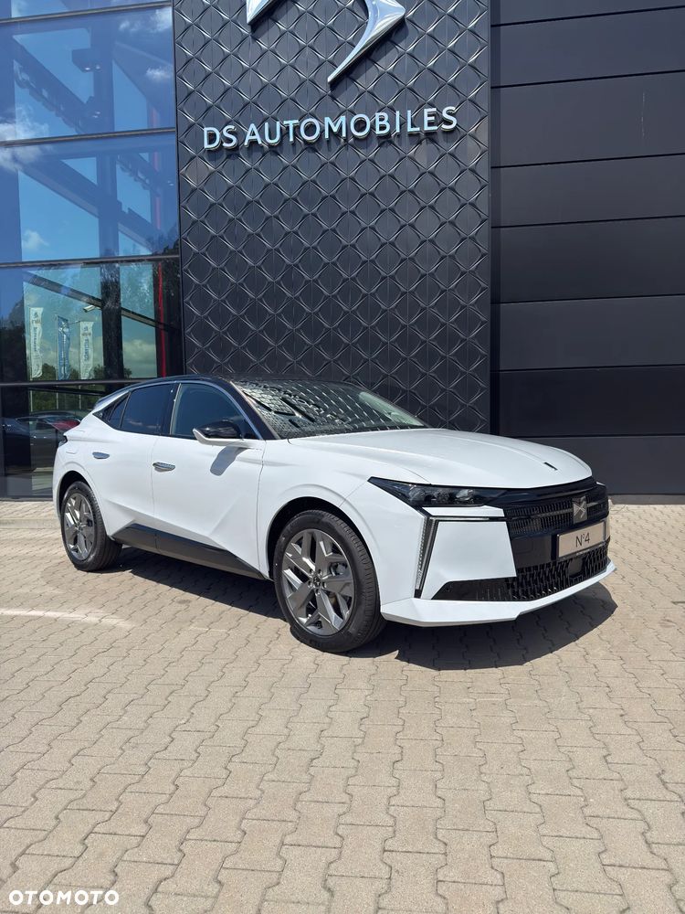 DS Automobiles N°4 1.2 mHEV Pallas eDCS6 - 4