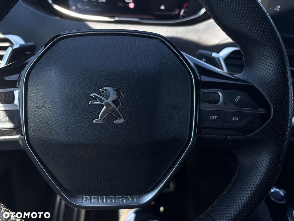 Peugeot 5008 1.6 PureTech GT S&S EAT8 - 17