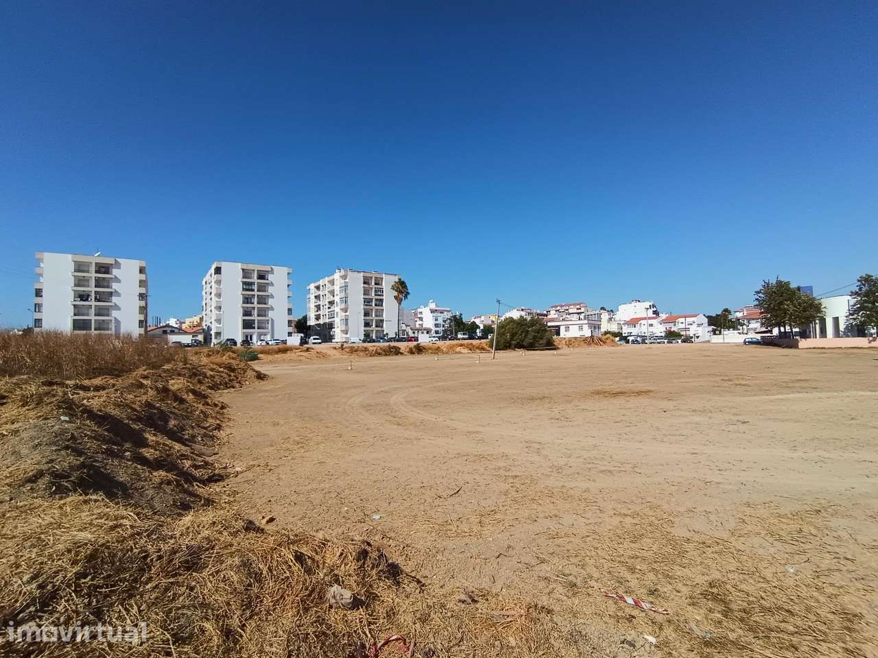 Lote Exclusivo em Lagoa – Oportunidade de Investimento no Algarve - Grande imagem: 2/8