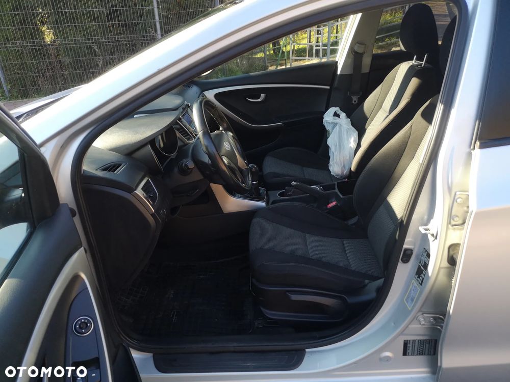 Hyundai i30 1.6 CRDi Trend - 15