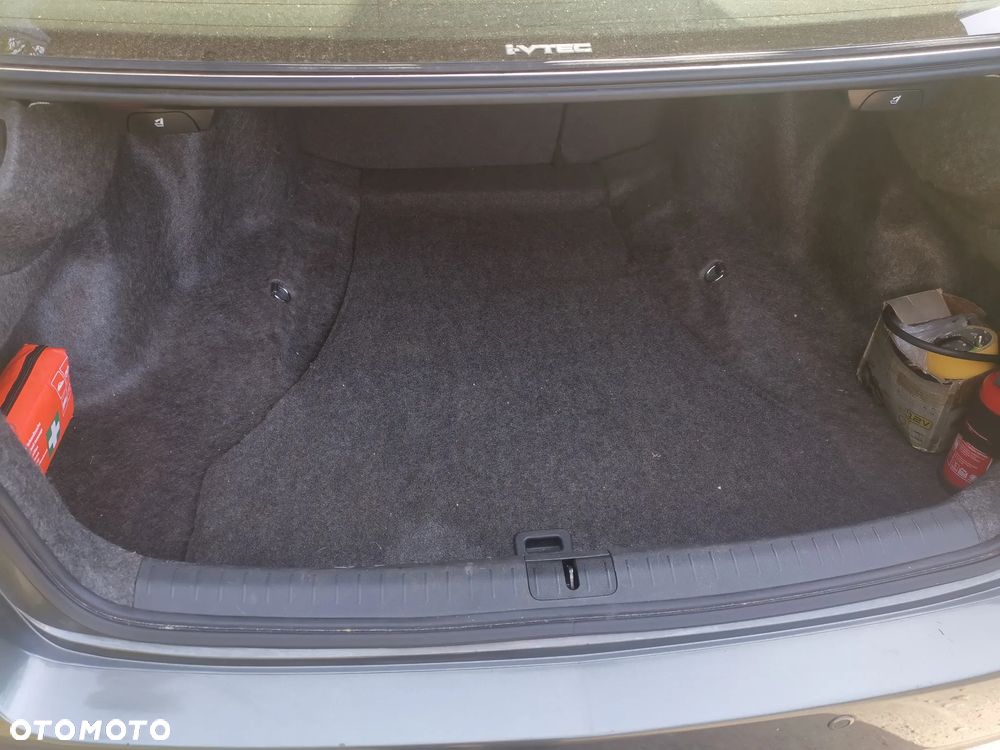 Honda Accord 2.0 Executive Navi - 12