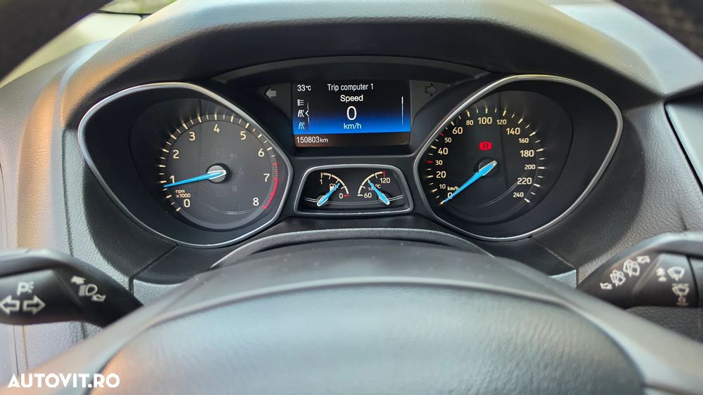 Ford Focus 1.6 TI-VCT Sport - 8