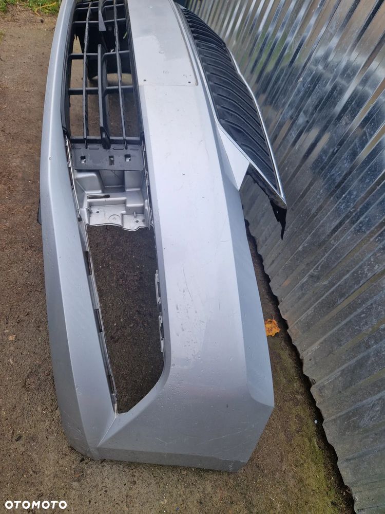 Skoda Fabia 3 6V0 Zderzak przód - 2