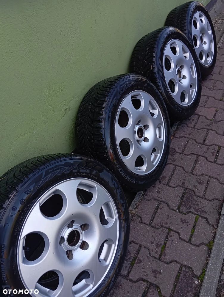 Volkswagen Touran 1.6 TDI DPF DSG Highline - 5