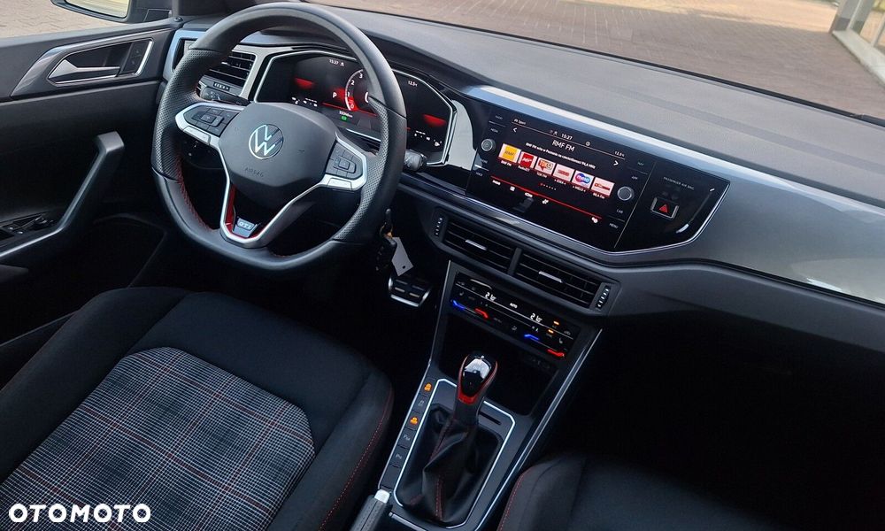 Volkswagen Polo 2.0 TSI GTI DSG - 10