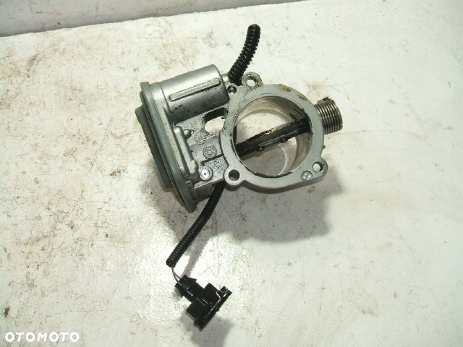 BMW X1 E84 2.0D PRZEPUSTNICA 780437302 B01730104 - 2