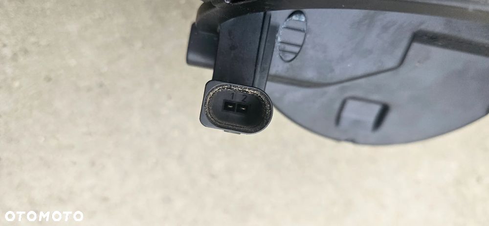 Klamka klapy bagażnika mikrostyk VW Golf 5 V 5d hatchback 1k0827469f 1k0827469e - 3