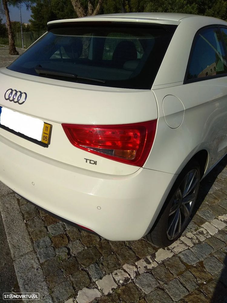 Audi A1 1.6 TDI S line edition - 3
