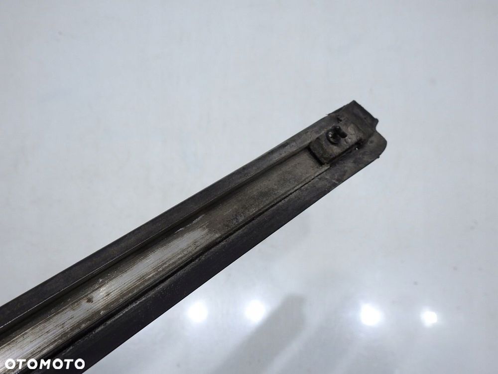 LISTWA USZCZELKA PROGU LEWA VECTRA C LIFT KOMBI - 5