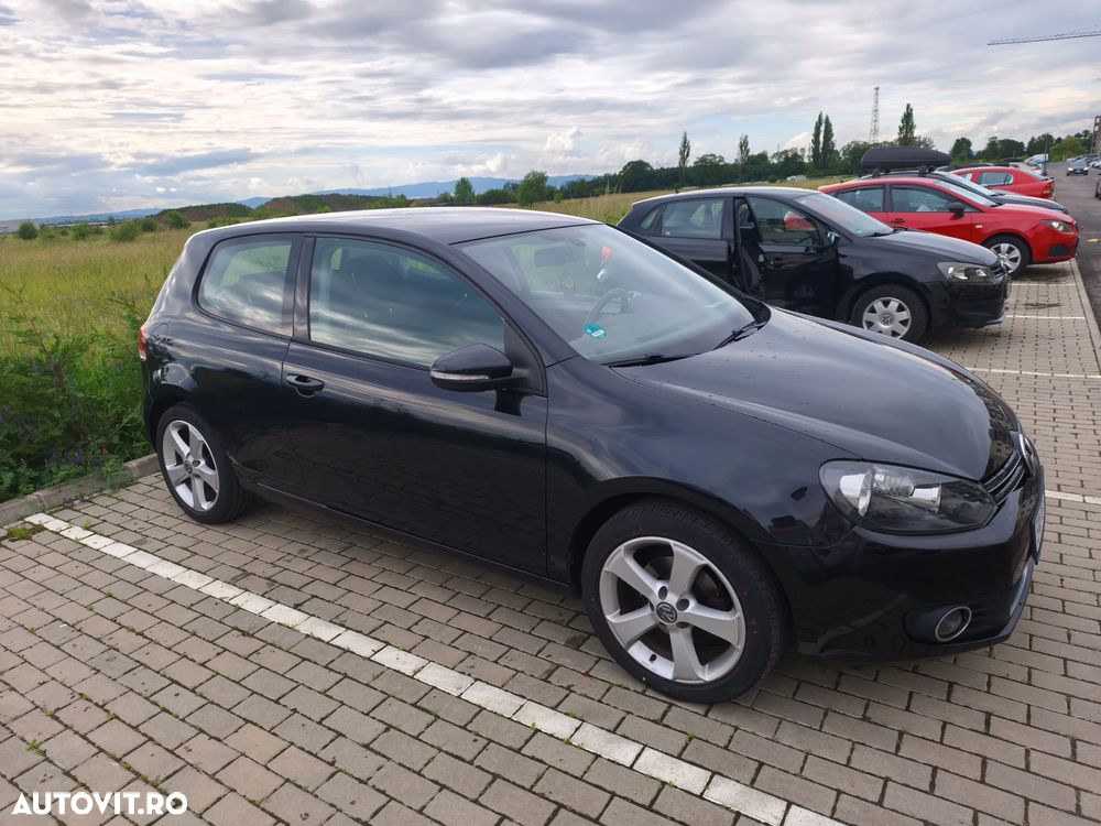 Volkswagen Golf 1.6 TDI - 12