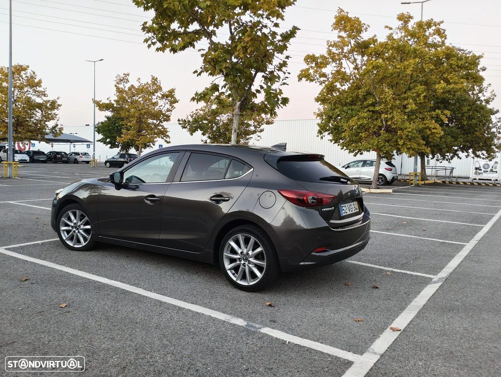 Mazda 3 Hatchback 1.5 Sky-D Evolve HS Navi - 29