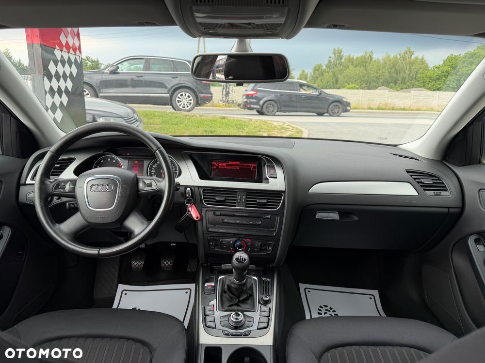 Audi A4 Limousine 1.8 TFSI Attraction - 30