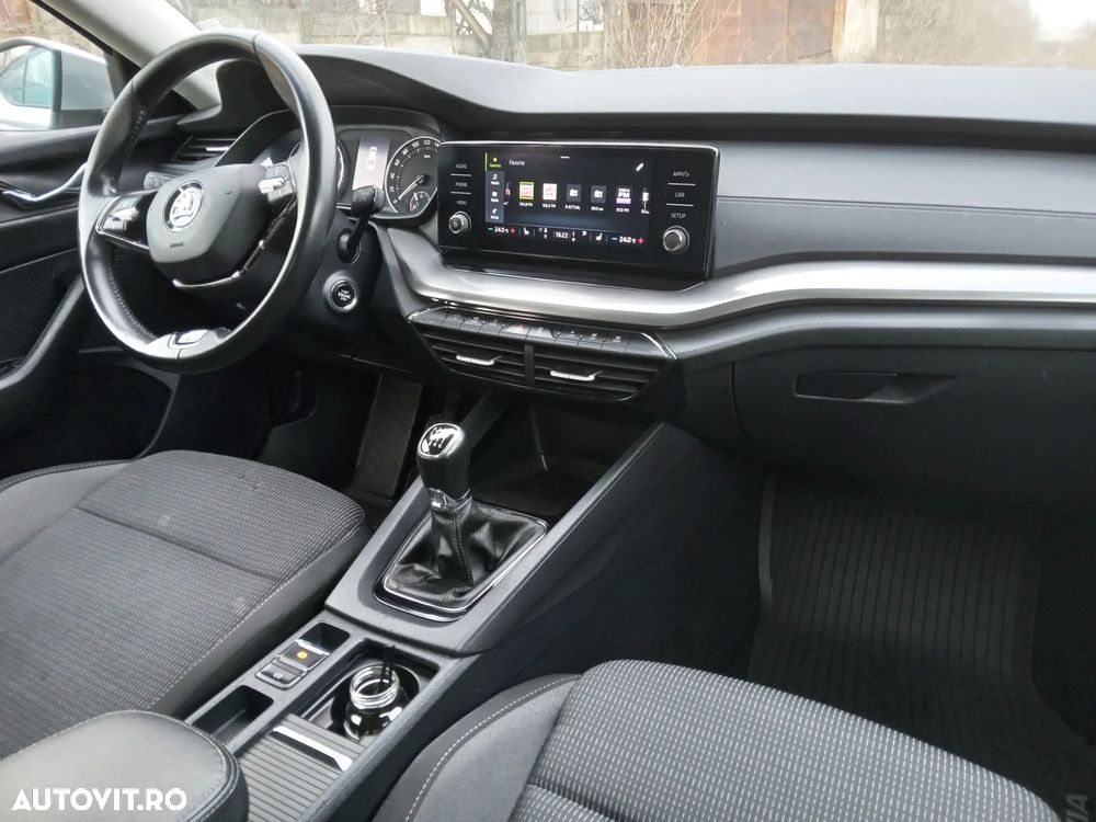 Skoda Octavia - 14