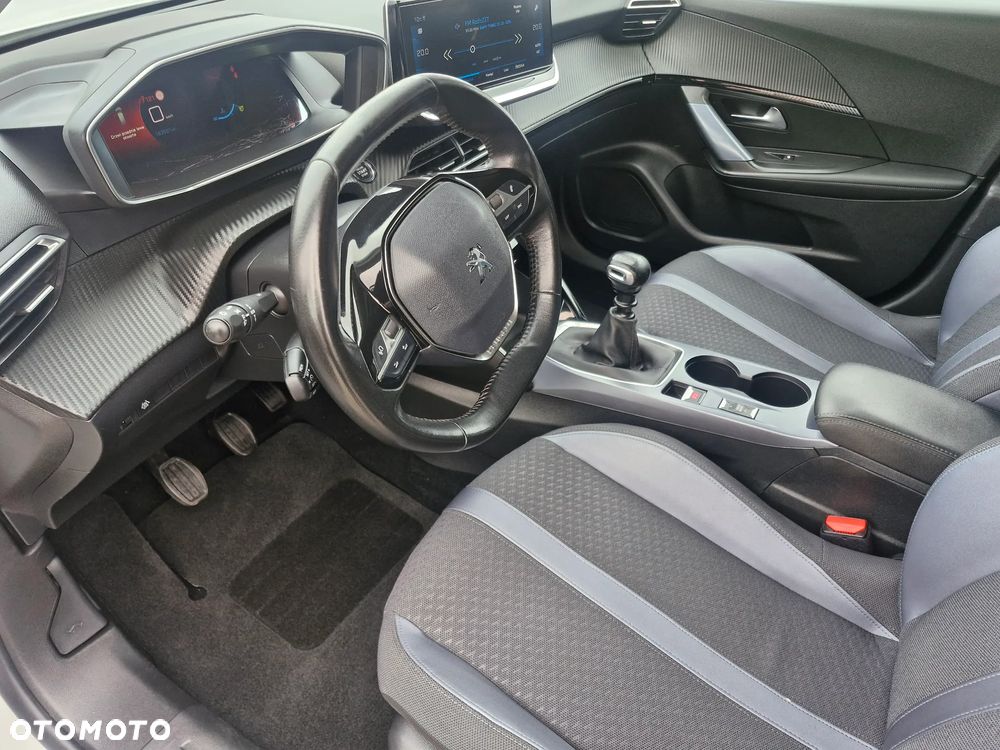 Peugeot 2008 BlueHDi 110 Allure Pack - 31