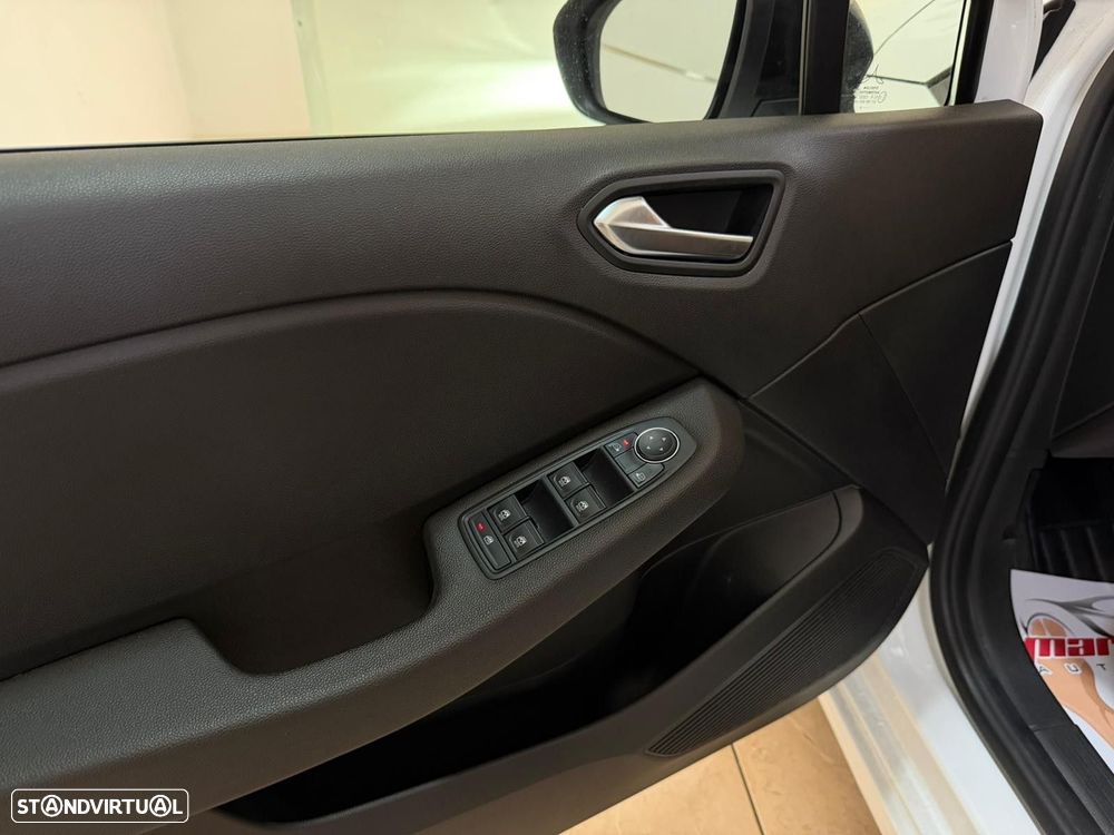 Renault Clio 1.0 TCe Evolution - 12