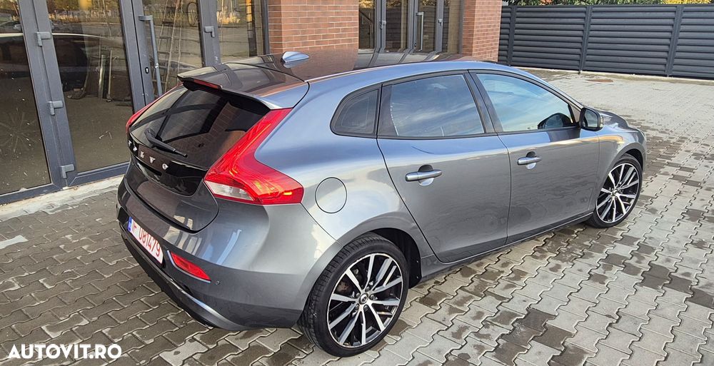 Volvo V40 - 12