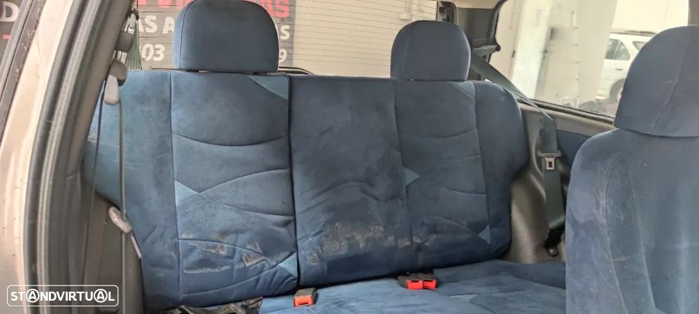 LANCIA Y PARA PEÇAS - 10