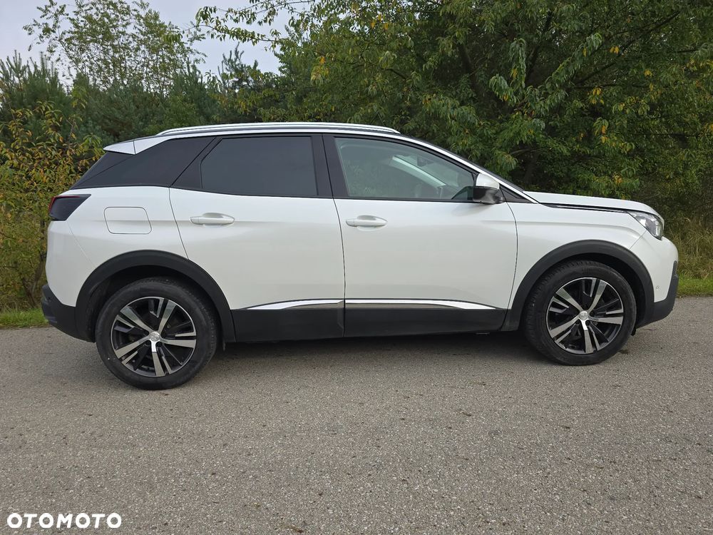 Peugeot 3008 1.5 BlueHDi Allure S&S - 26