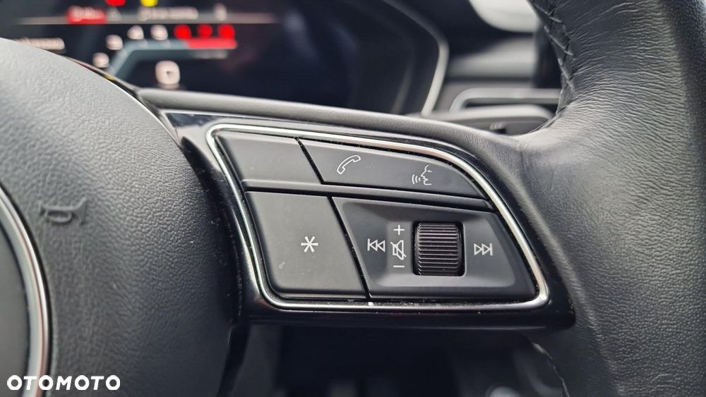 Audi A4 Limousine - 13