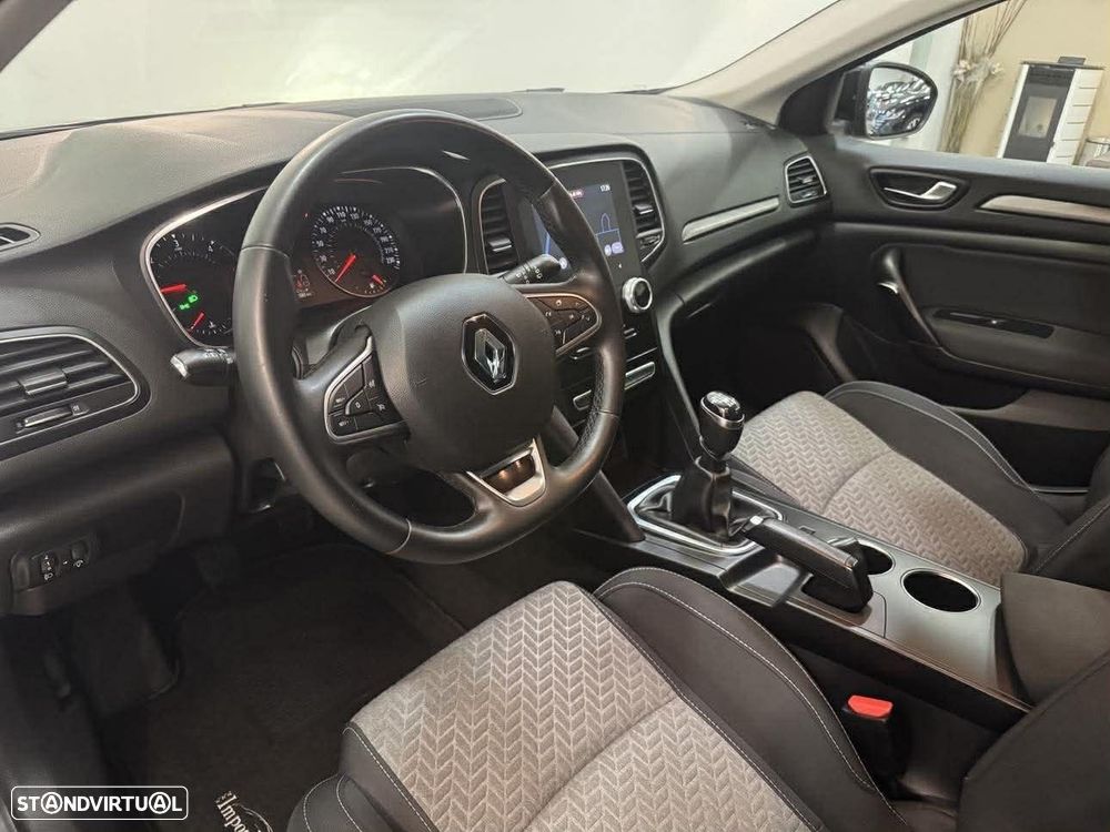 Renault Mégane 1.5 Blue dCi Limited - 9