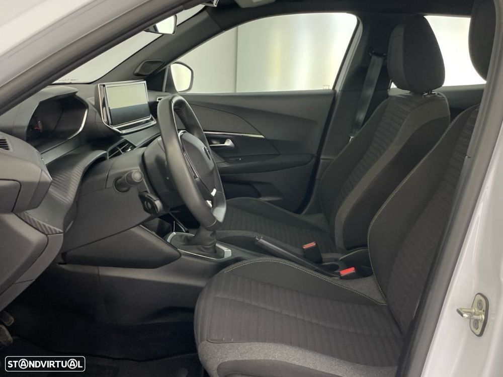 Peugeot 2008 1.2 PureTech Active - 11