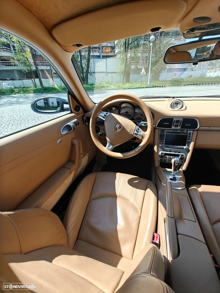 Porsche 911 (997) Carrera 4S PDK - 17