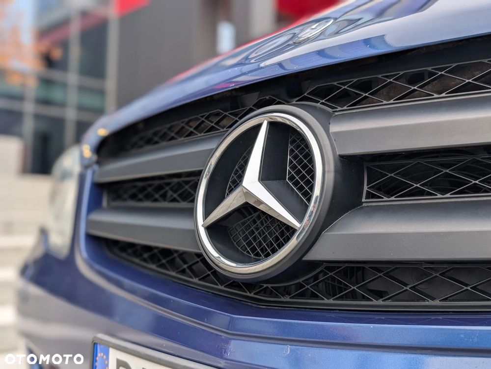 Mercedes-Benz Viano - 11