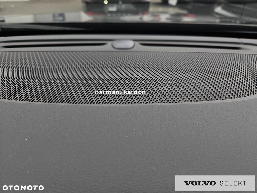 Volvo S90 T8 AWD Plug-In Hybrid Plus Dark - 17