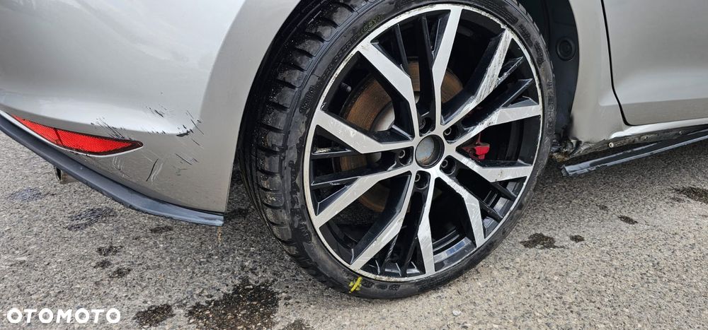 Volkswagen Golf GTI (BlueMotion Technology) DSG - 8
