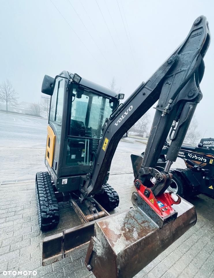 Volvo EC 18 D ,2018 z łopatą nasypową i łyżką skarpową. - 1