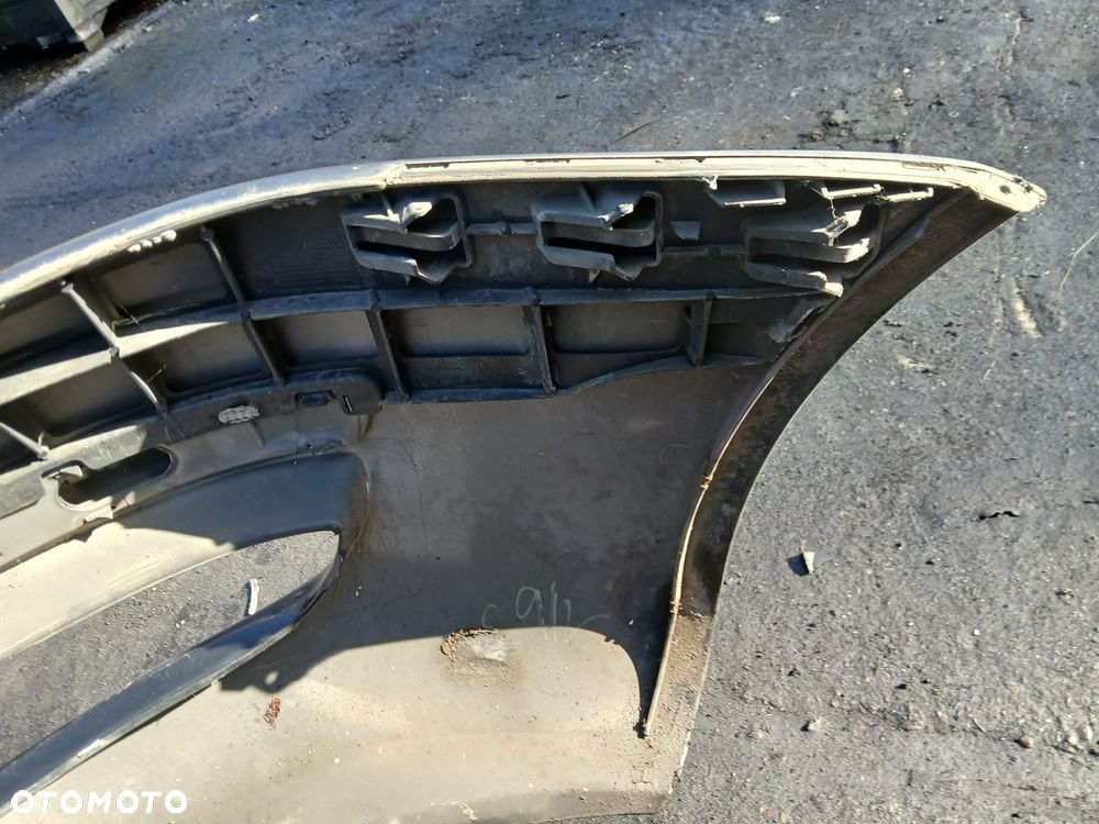 Skoda Superb Zderzak przedni kod lakieru 9910 - 6