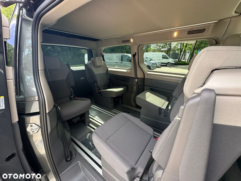 Volkswagen california Nowa California Beach silnik: 2,0 l TDI SCR 150 KM / skrzynia biegów: 7-biegowa DSG rozstaw osi: 3124 mm - 23