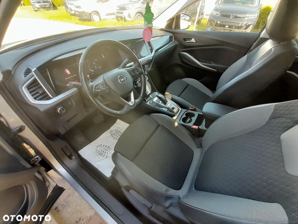 Opel Grandland 1.2 T Business Elegance S&S - 11
