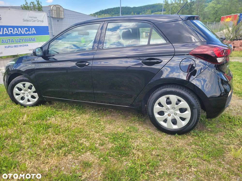 Hyundai i20 blue 1.2 Select - 15