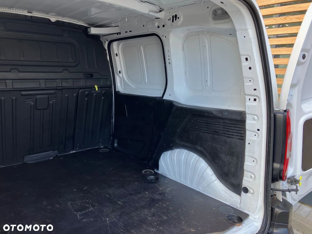 Toyota PROACE CITY - 9