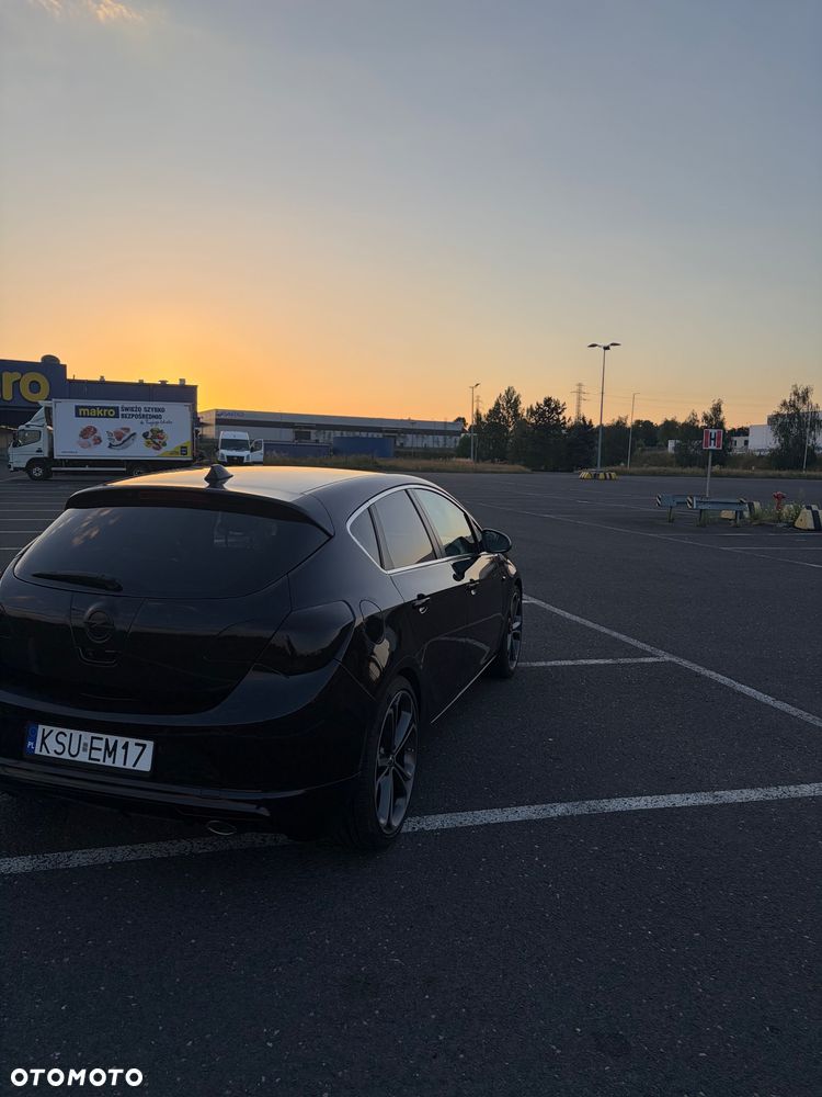 Opel Astra 1.6 T Sport - 8